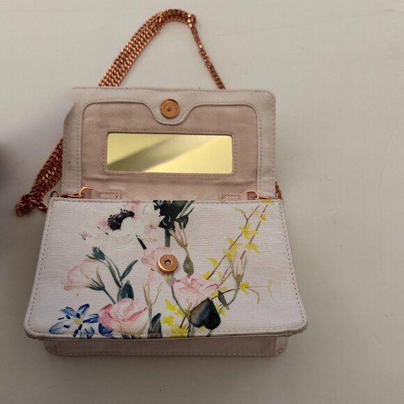 Ted Baker Shirly Micro Floral Bag with Chain Strap - Picture 5 of 8